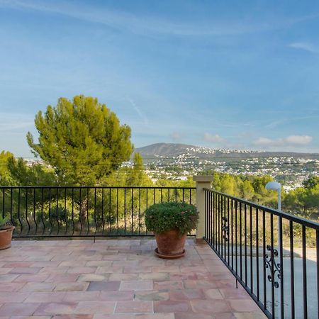 Apartamento En Moraira Con Piscina Luaran gambar