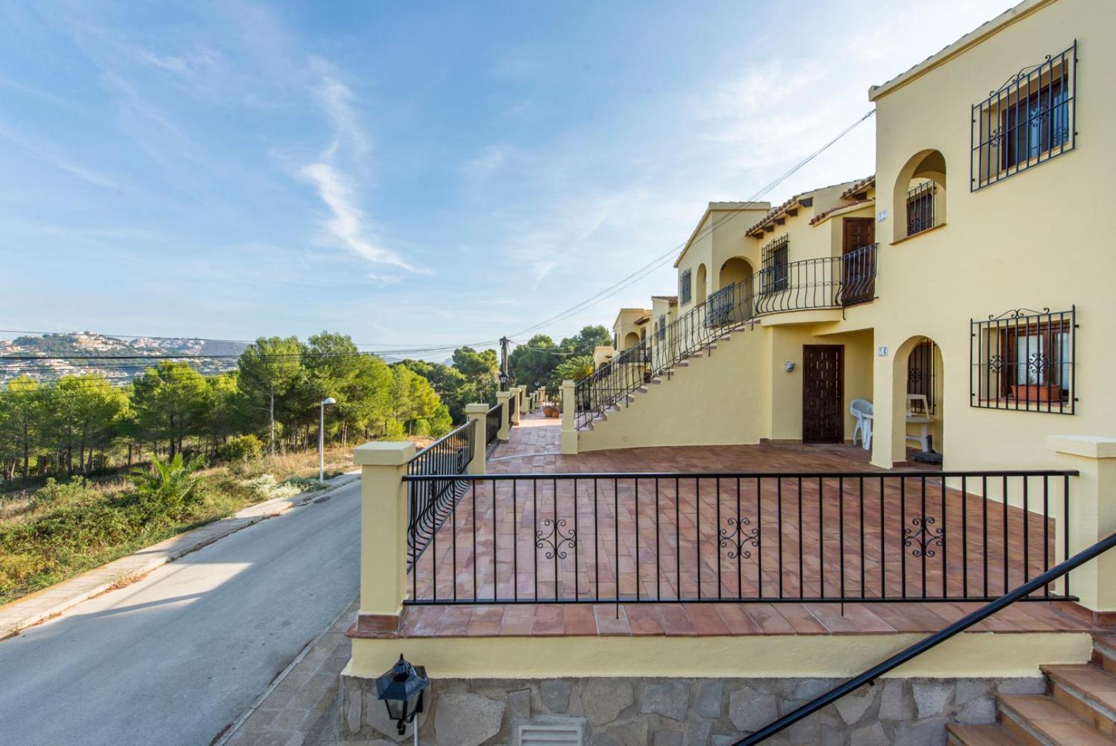 Apartamento En Moraira Con Piscina Luaran gambar