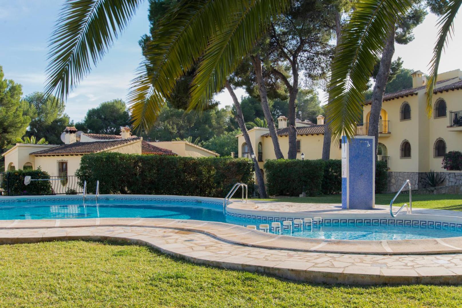 Apartamento En Moraira Con Piscina Luaran gambar
